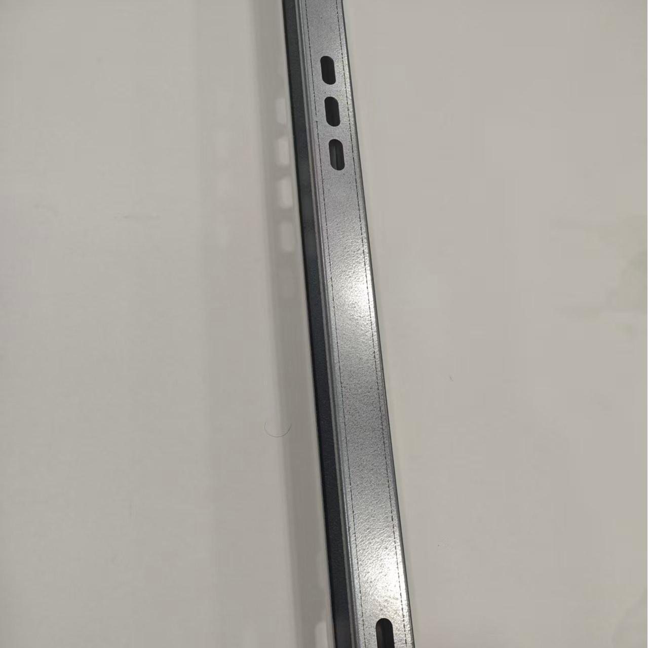 स्टील सौर सी प्रकार रेलहरू